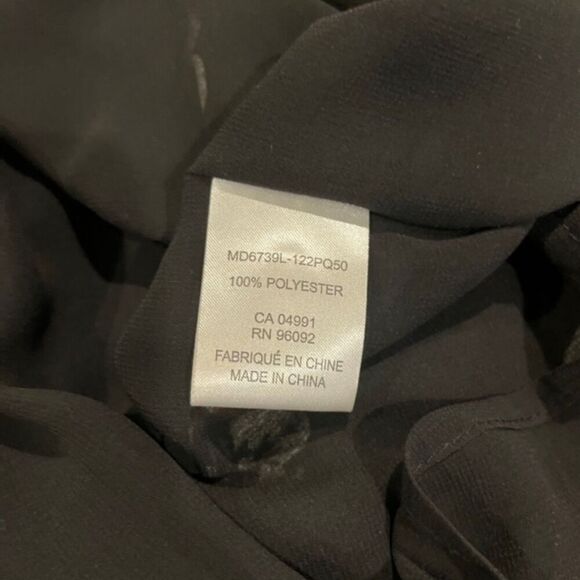 Katherine Barclay Sleeveless High Neck Pintuck Black Floral Maxi Dress Size 4 - Picture 9 of 11